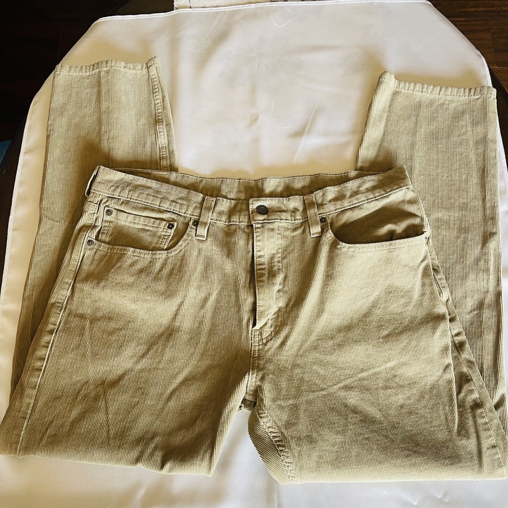 Levis 502 Brown Corduroy Actual Mens Straight Fit Casual Size 36x32 - Picture 6 of 7
